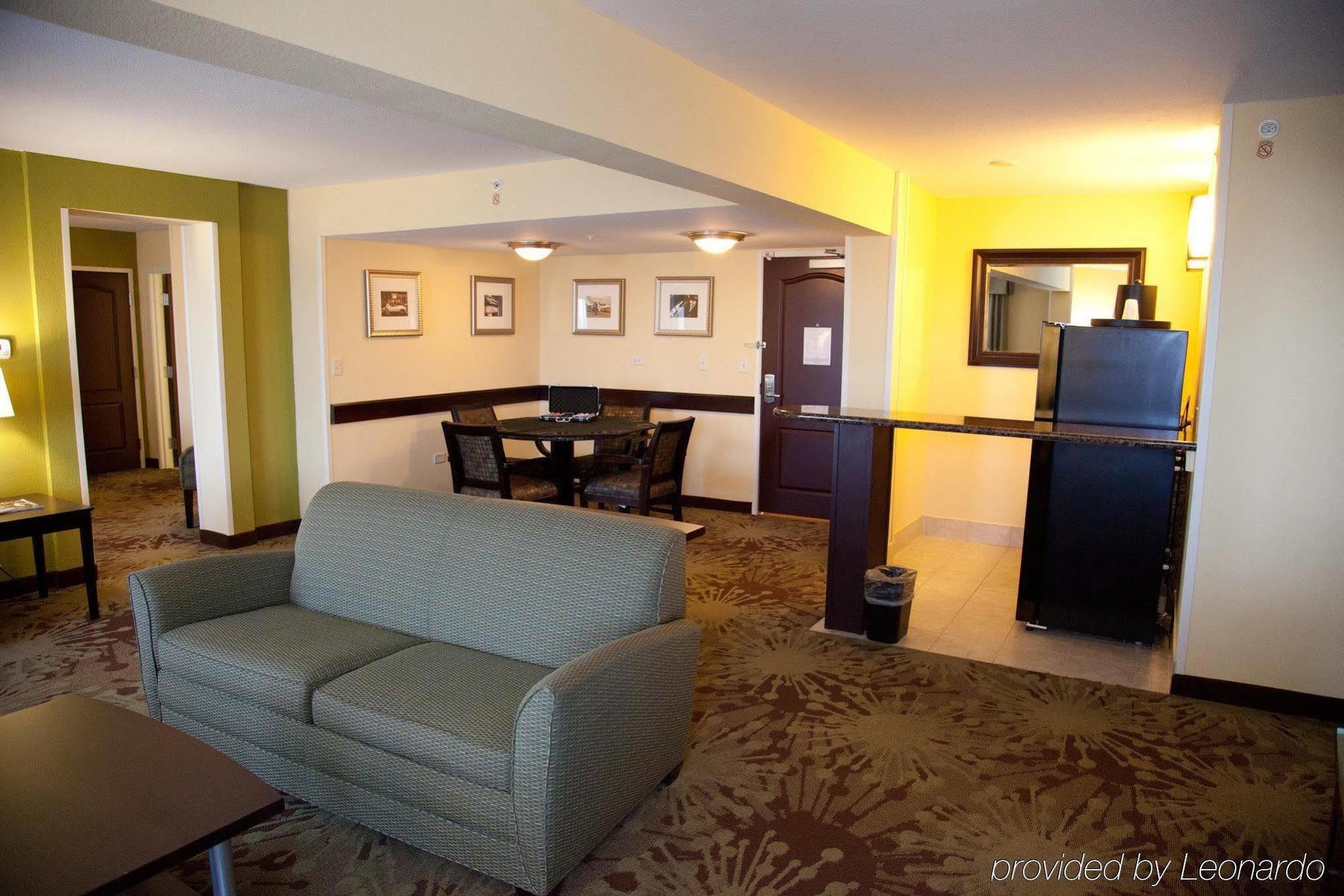 Holiday Inn Chicago North - Gurnee, An Ihg Hotel Екстер'єр фото